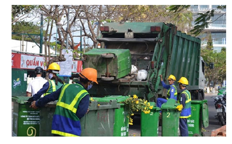 Gấp rút hành động ngăn nguy cơ Việt Nam thành bãi rác của thế giới.