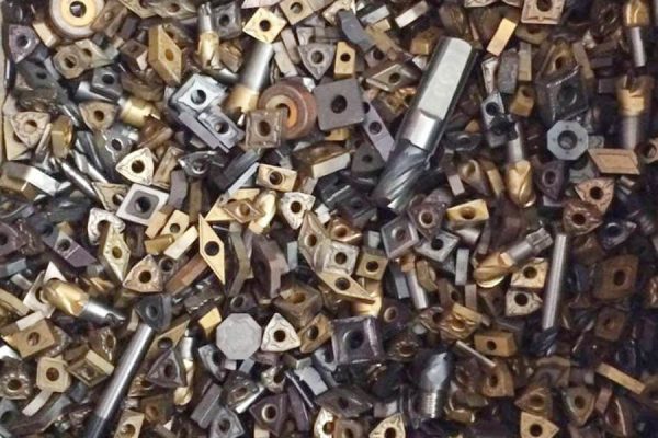 phe lieu hop kim la gi 1